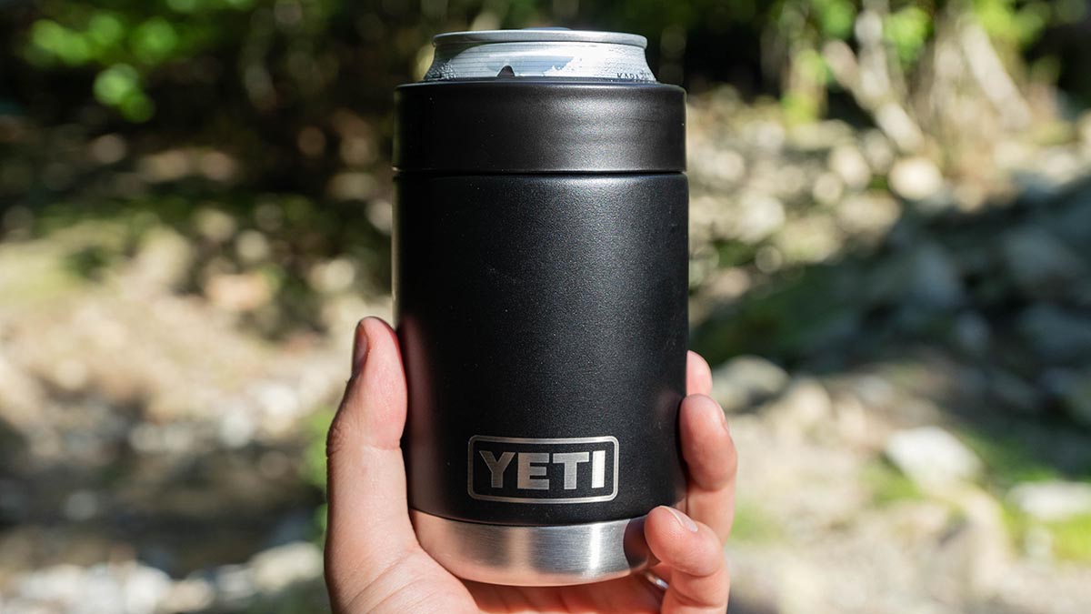 レビュー】夏のビールにYETI缶クーラーが最高！保冷力も検証します 